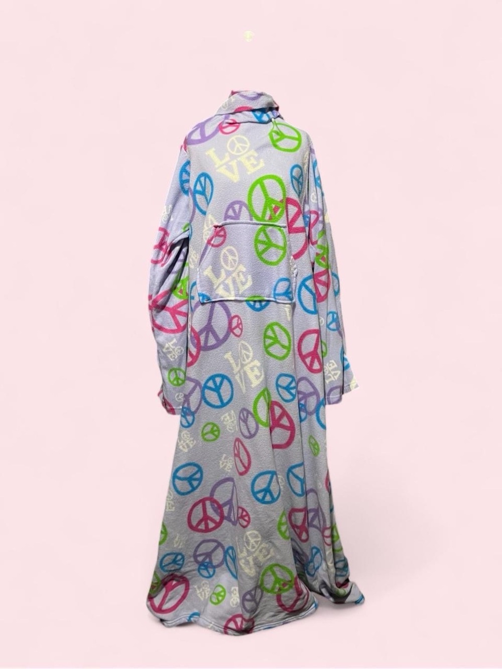 ONE SIZE Peace Sign Snuggie